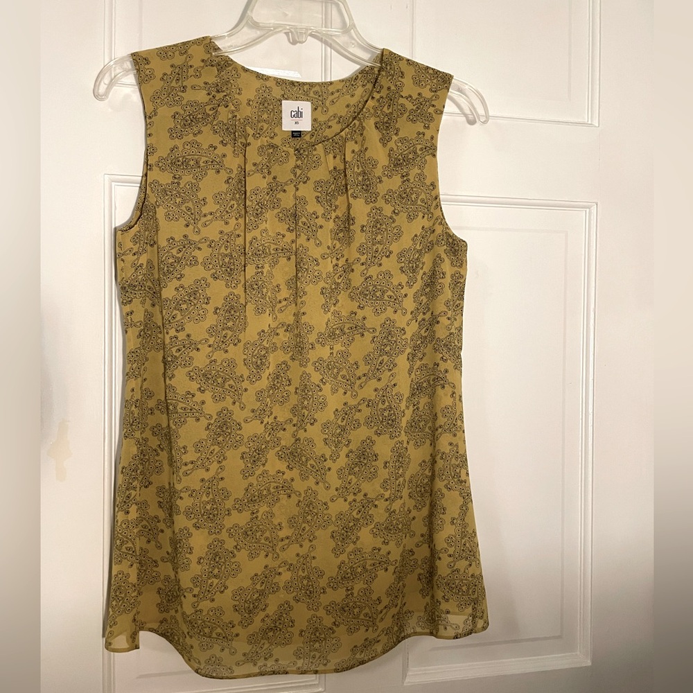 cabi - xs - 100% polyester - sleeveless - fully lined with same material